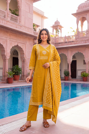 Saffron Lantern Cotton Dupatta Set