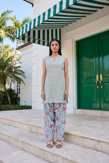 Pearl Petal Cotton Sleeveless Farshi Salwar Set
