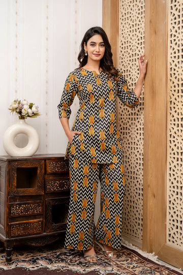 Monochrome Motion Zig-Zag Cotton Co-ord Set