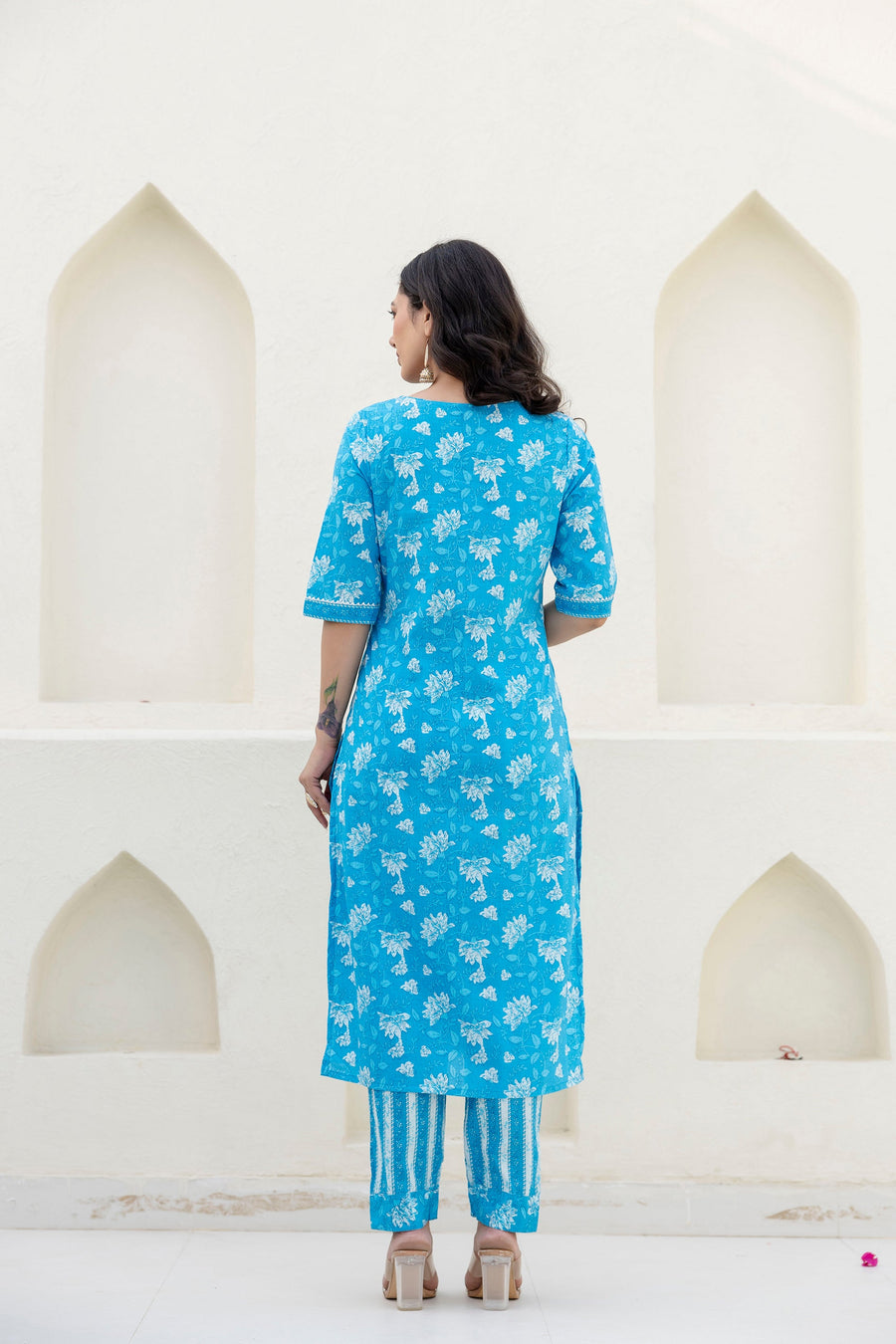 Cotton Bloom Blue Dupatta Set — image 2
