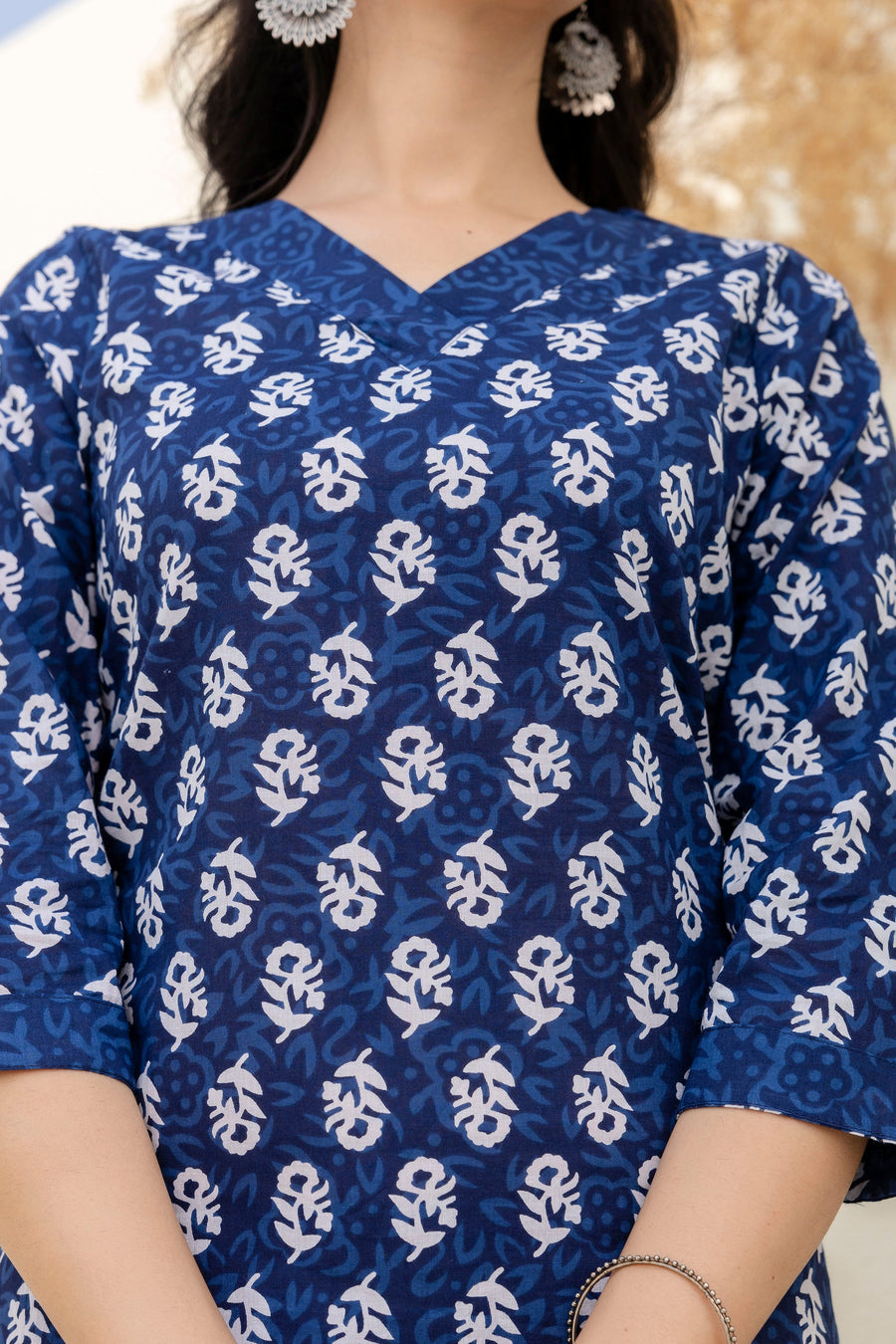 Indigo Petal Cotton Dupatta Set — image 9