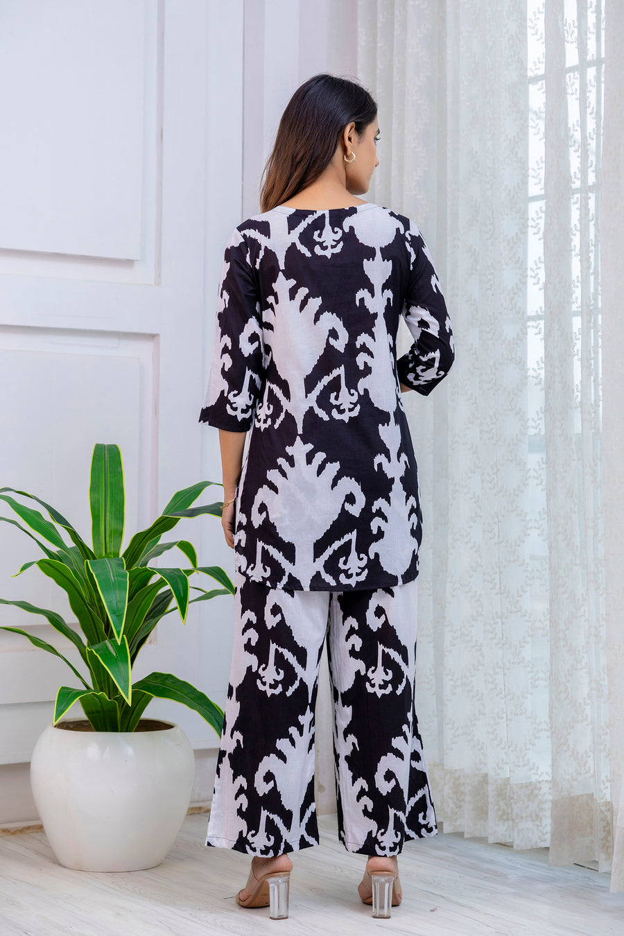 Black Cotton Abstract Co-ord Set — image 3