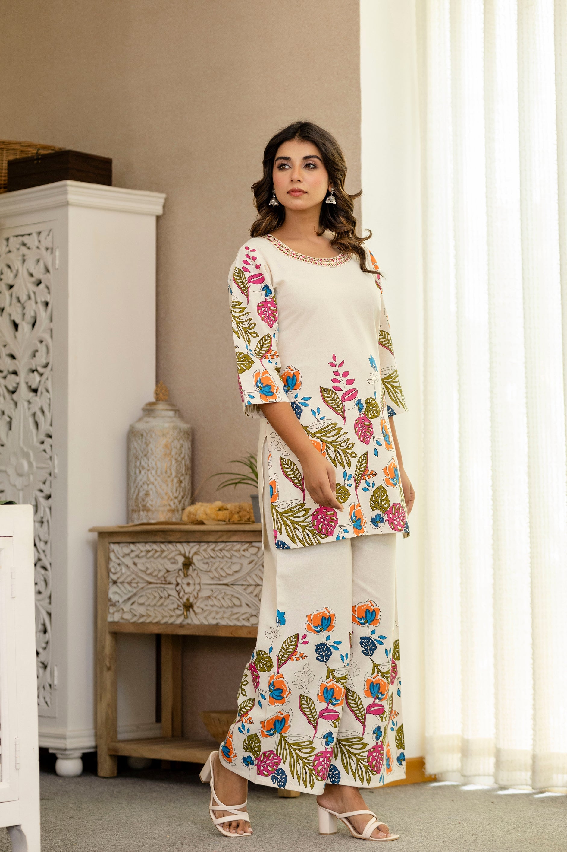 Whisperleaf Off-White Botanical Co-ord Set from Me&My