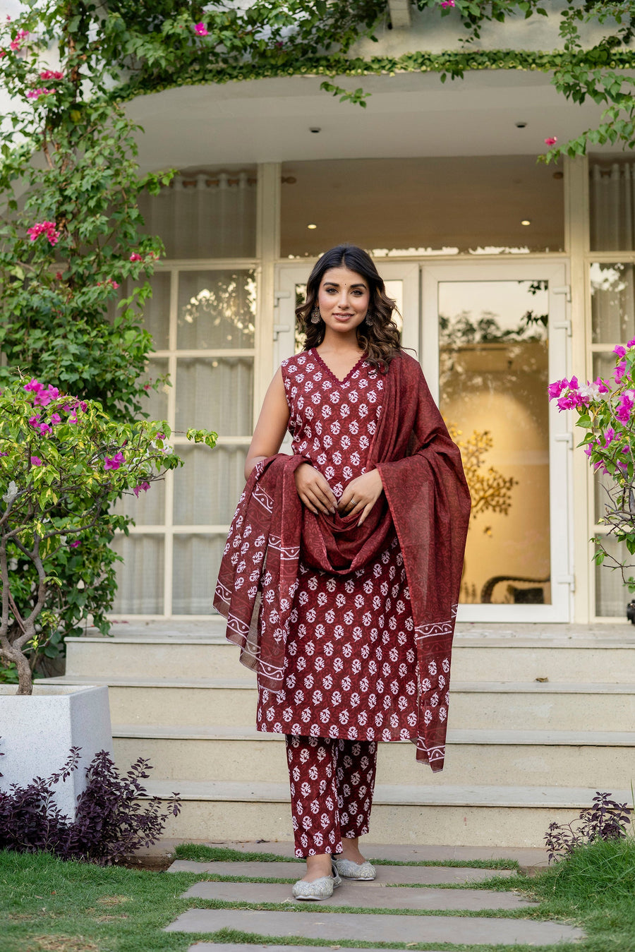Maroon Cotton Dupatta Set — image 9