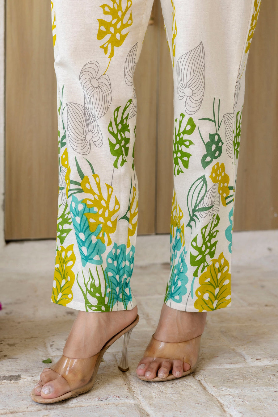 Porcelain Drift Off-White Cotton Flex Co-ord Set — image 7