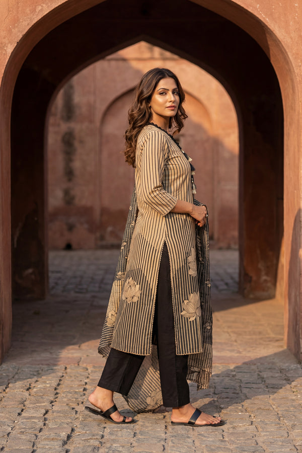 Velvet Whispers Against Midnight Cotton Dupatta Set