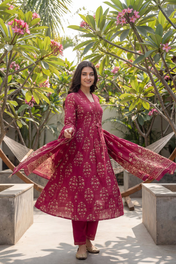 Berry Mughal Tassel Floral Cotton Dupatta Set