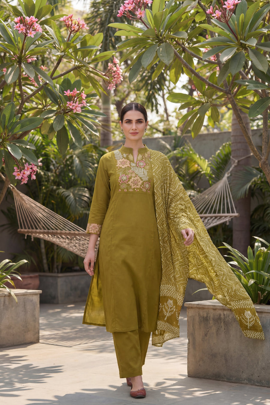 Moss Garden Elegy Embroidered Cotton Dupatta Set — image 8