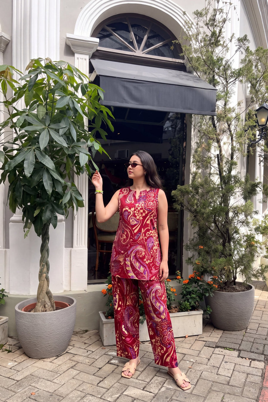 Scarlet Swirl Cotton Sleeveless Farshi Salwar Set — image 5