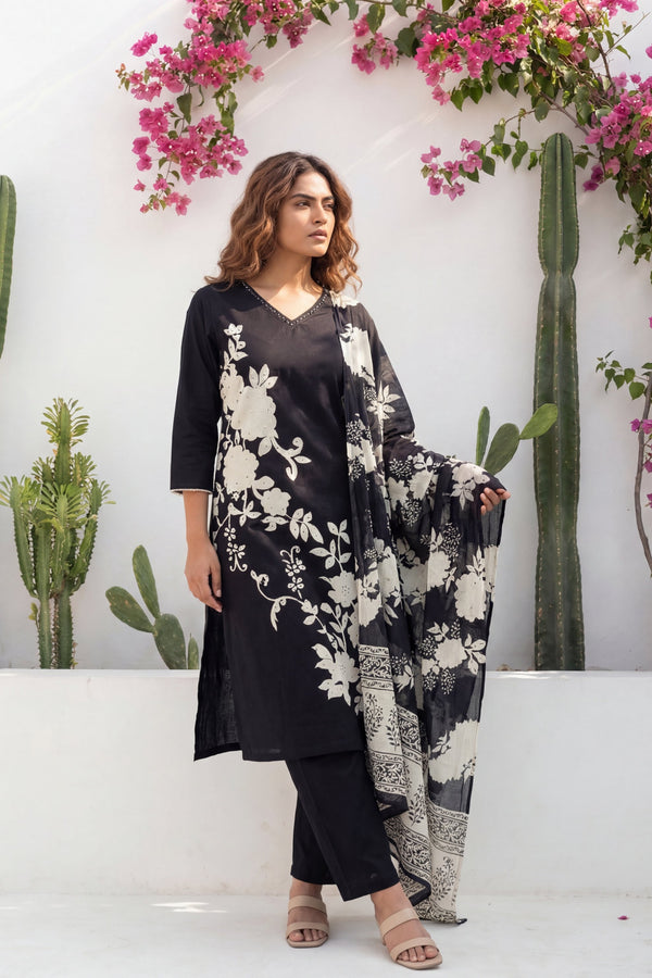 Obsidian Garden Drift Floral Cotton Dupatta Set