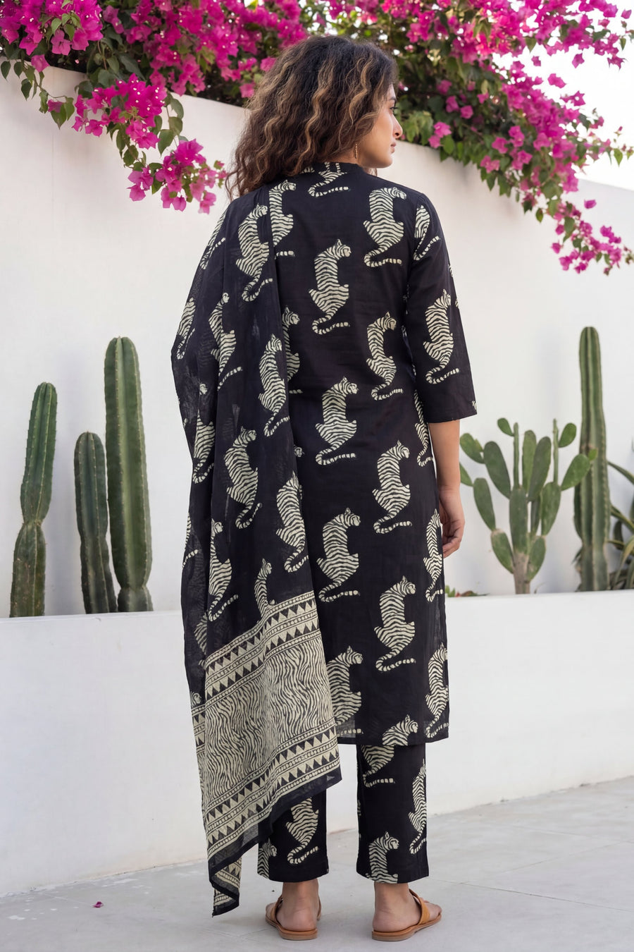 Phantom Wild Crest Tiger Cotton Dupatta Set — image 9