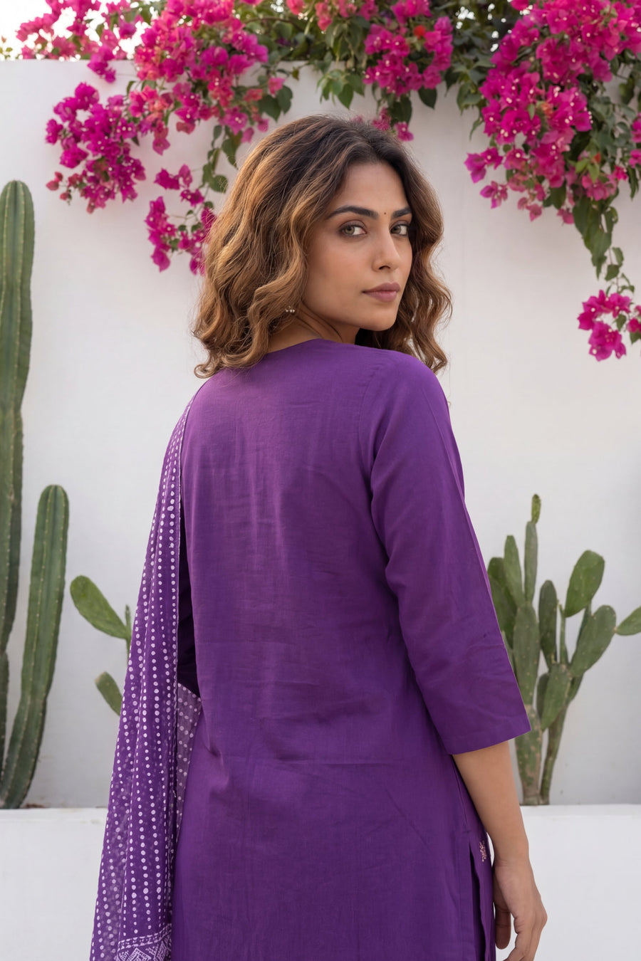 Plum Boota Sovereign Embroidered Cotton Dupatta Set — image 8