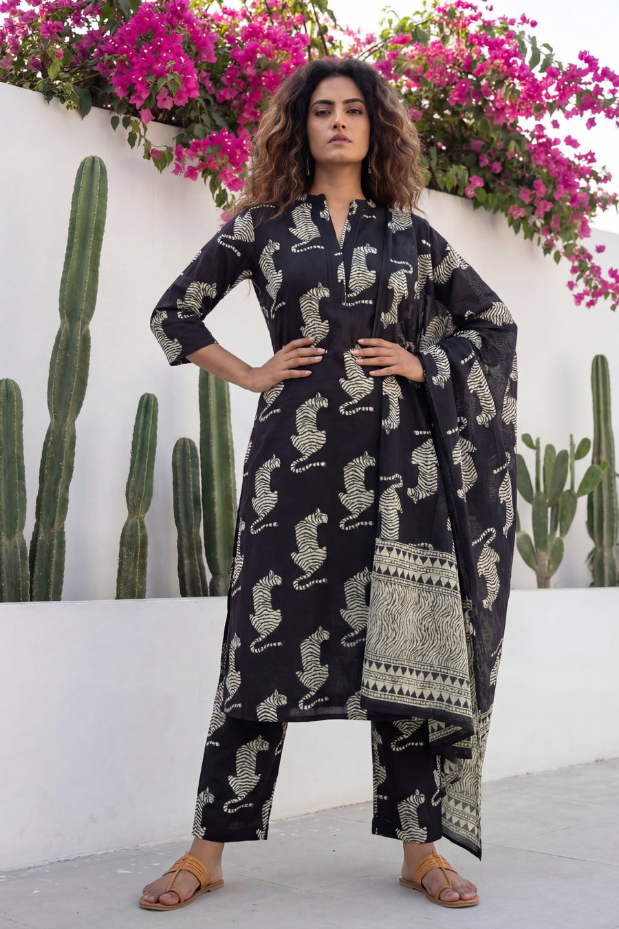 Phantom Wild Crest Tiger Cotton Dupatta Set — image 4