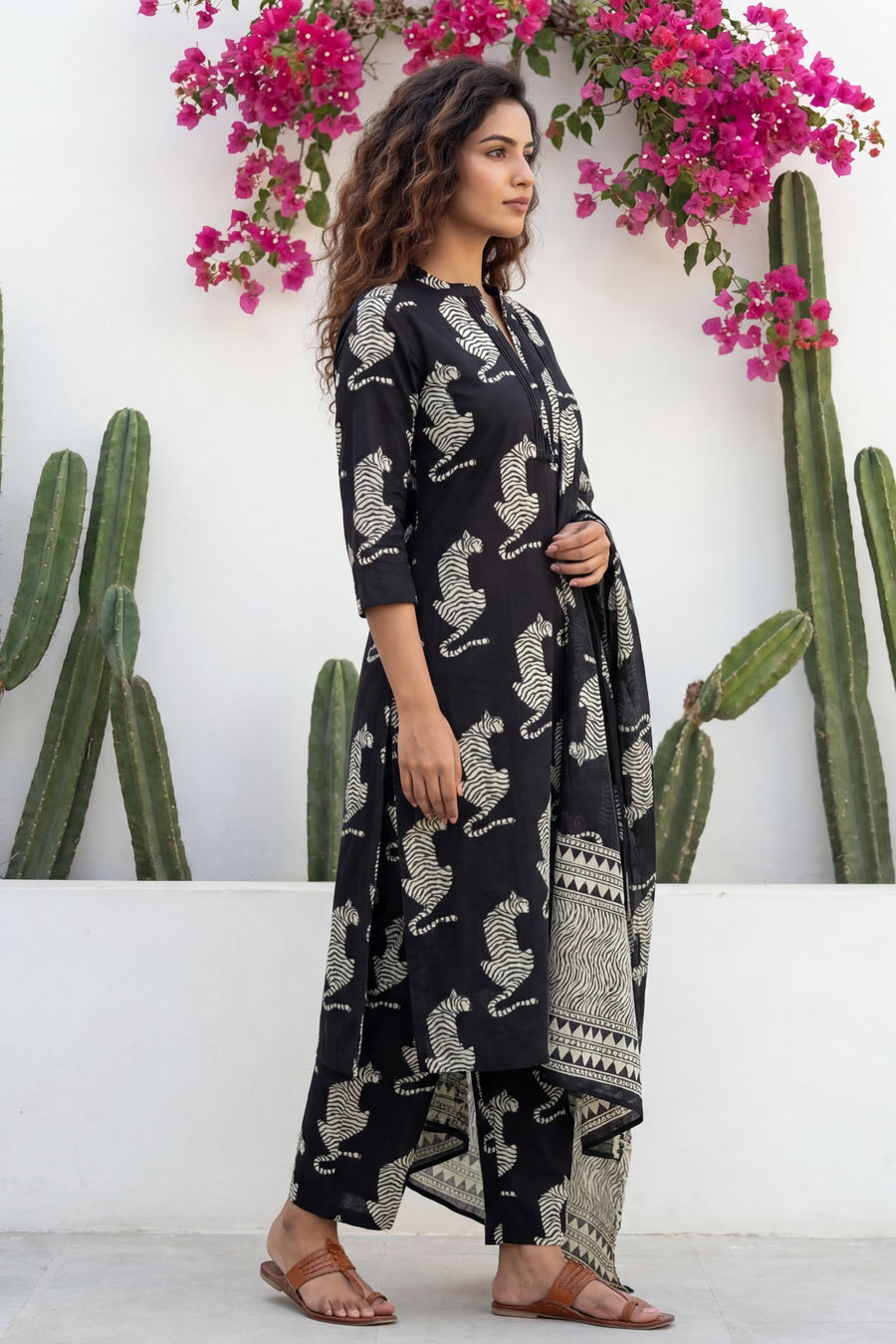 Phantom Wild Crest Tiger Cotton Dupatta Set — image 8