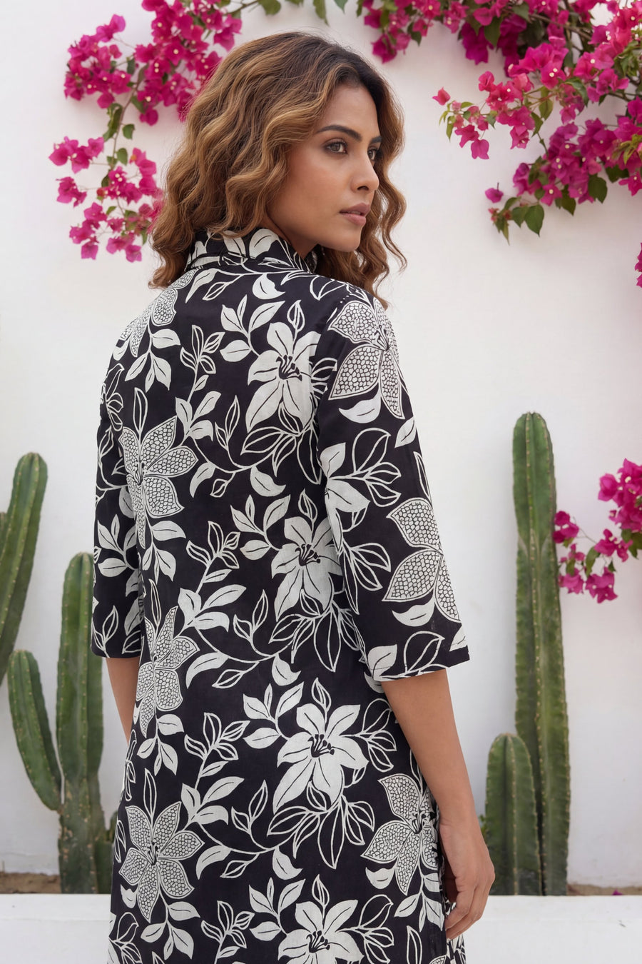 Noir Garden Bold Floral Cotton Co-ord Set — image 7