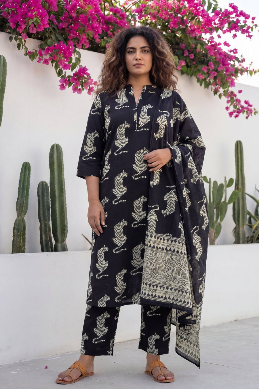 Phantom Wild Crest Tiger Cotton Dupatta Set — image 7