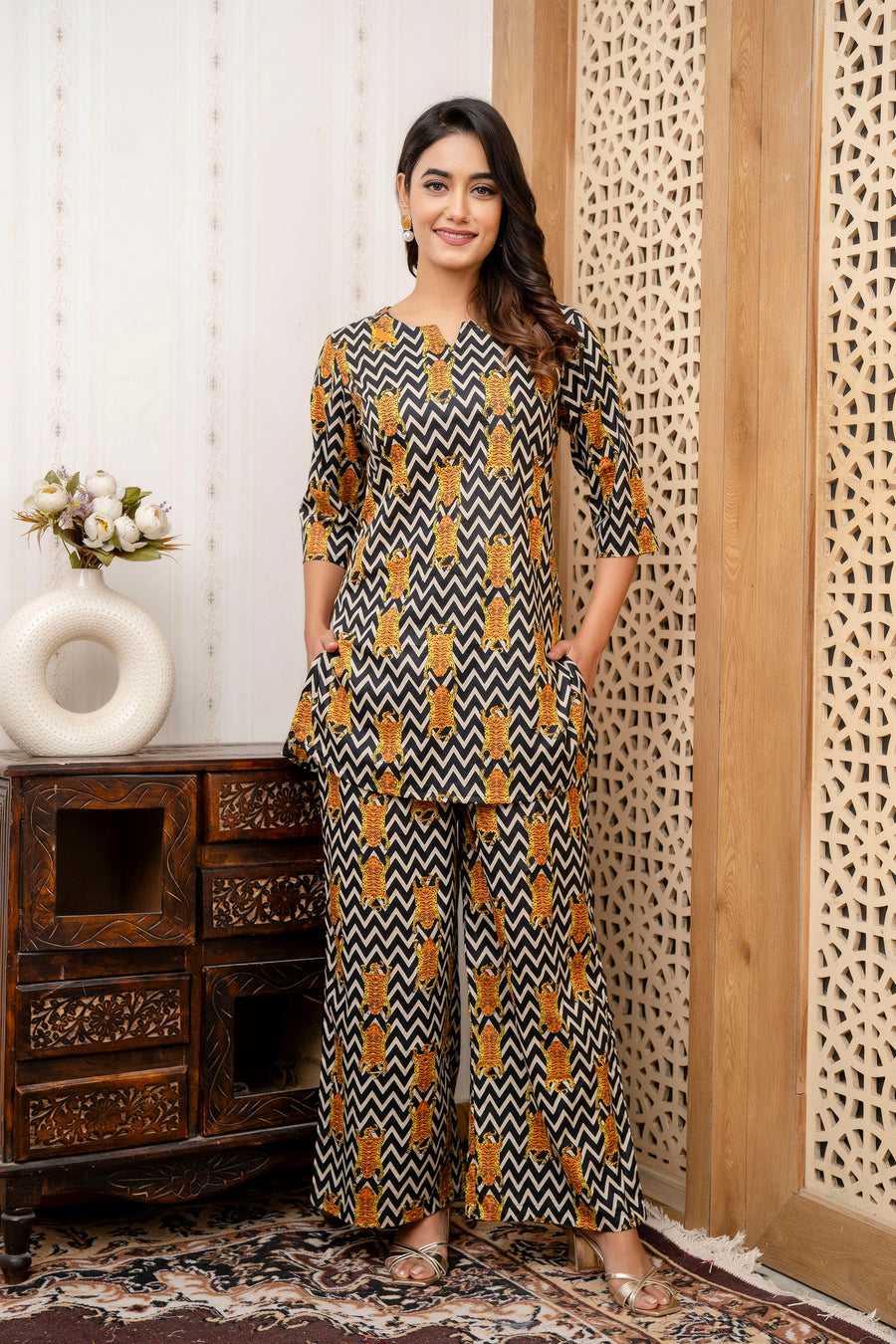 Monochrome Motion Zig-Zag Cotton Co-ord Set — image 2