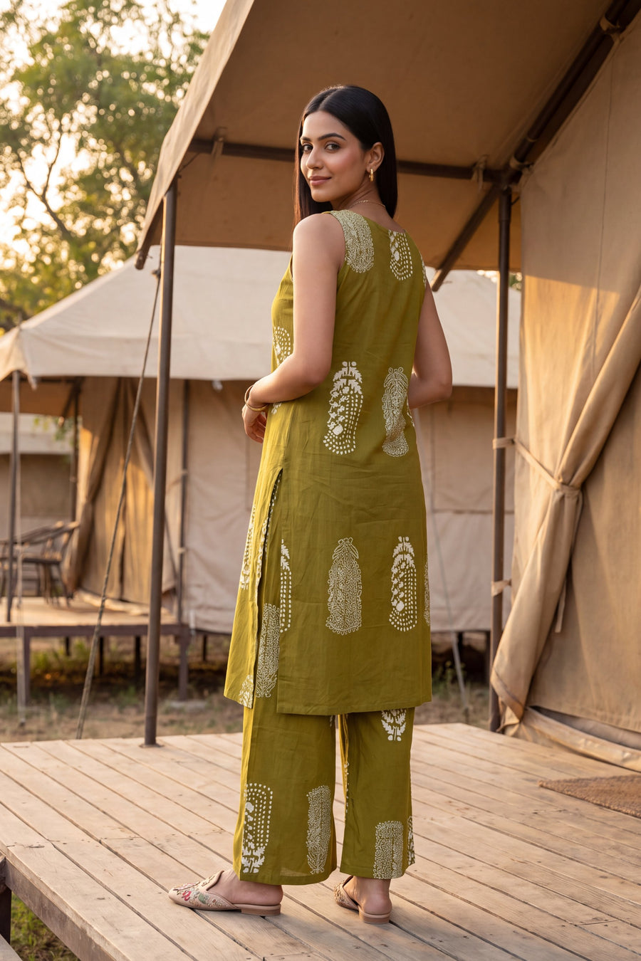 Olive Gilt Sleeveless Cotton Co-ord Set — image 2