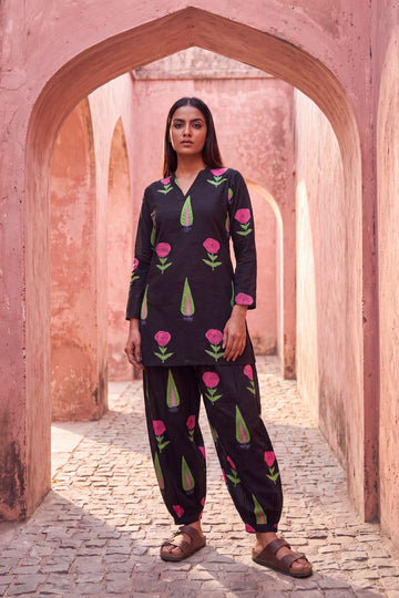 Ebony Muse Cotton Farshi Salwar Set