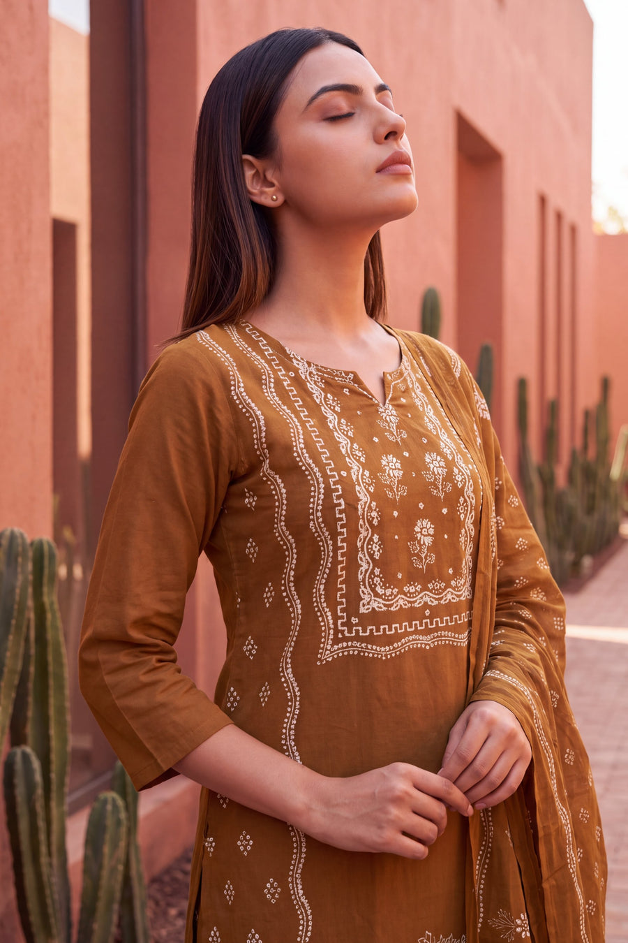 Golden Cascade Cotton Dupatta Set — image 5
