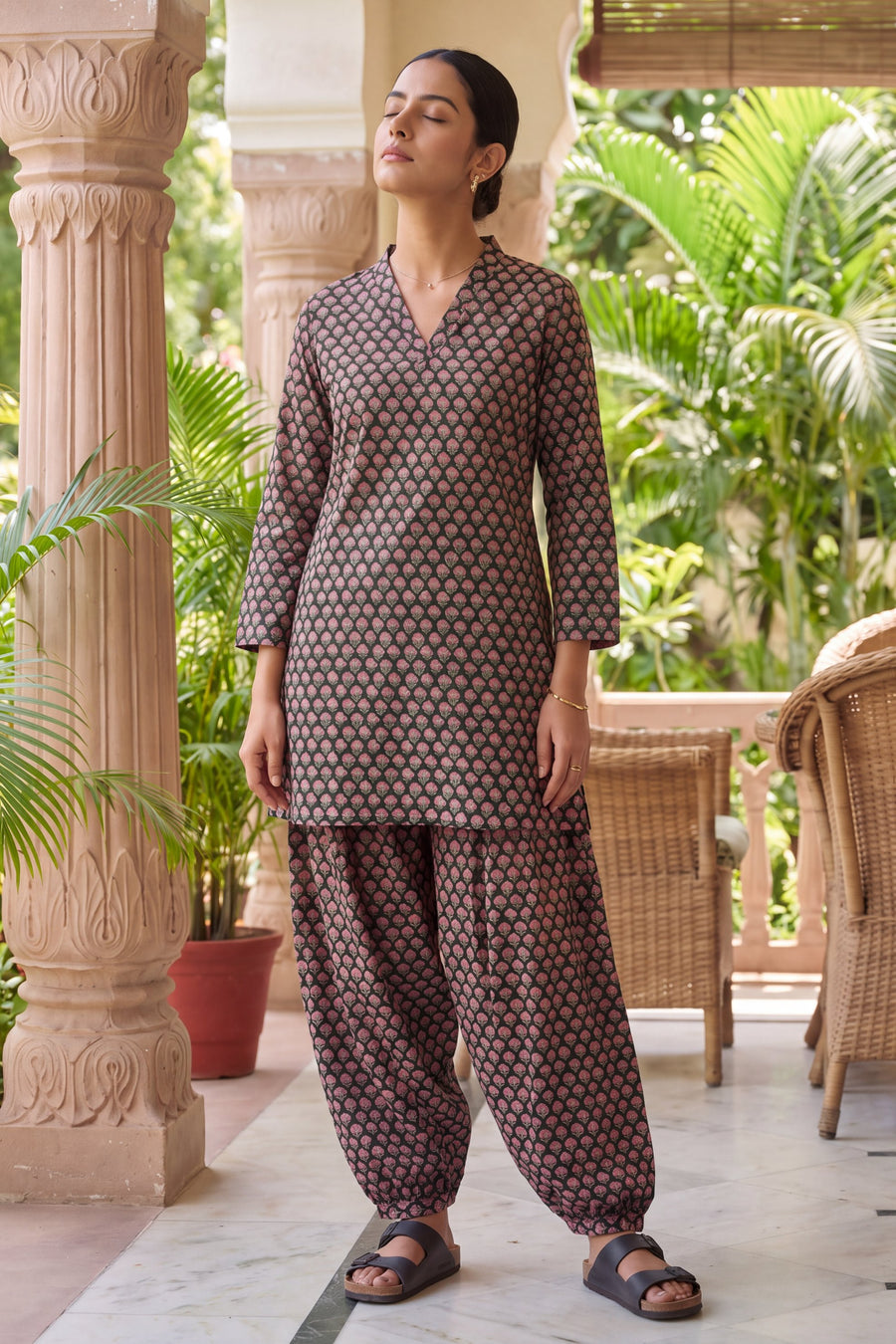 Onyx Ripple Cotton Farshi Salwar Set — image 9