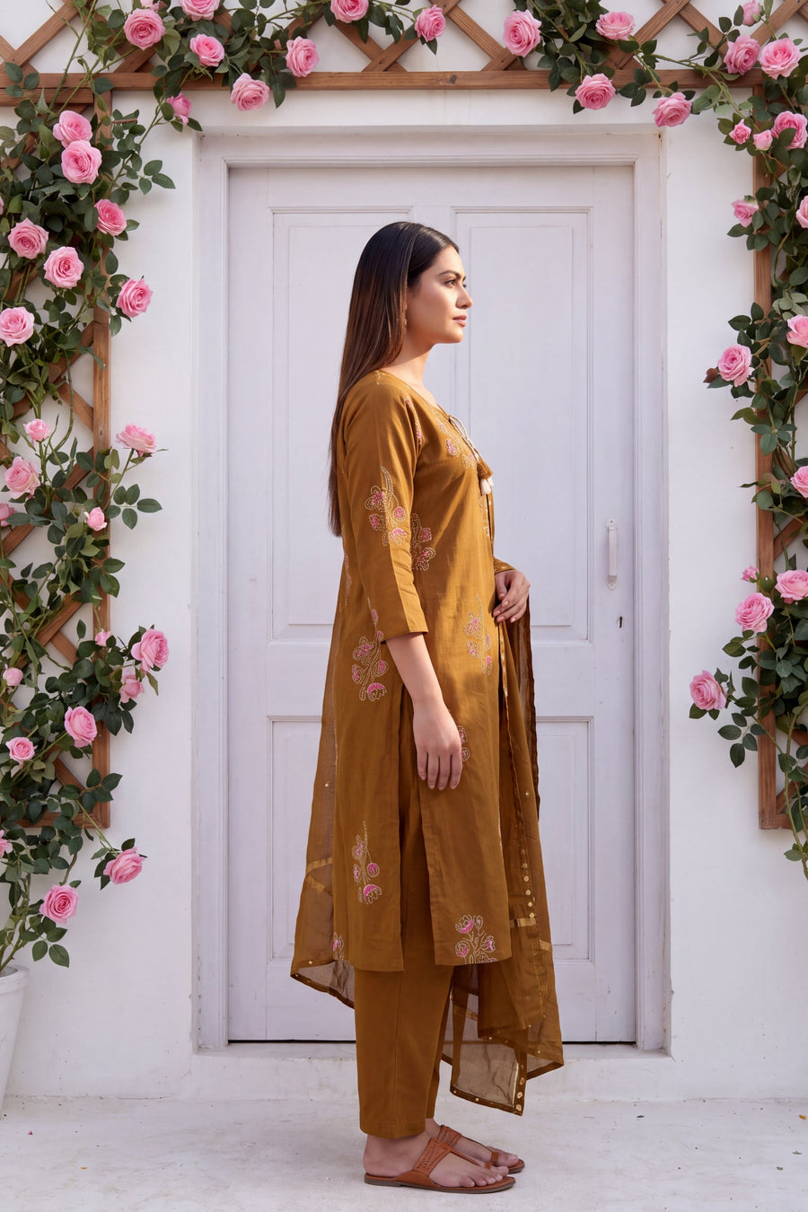 Chestnut Hollow Cotton Dupatta Set — image 6