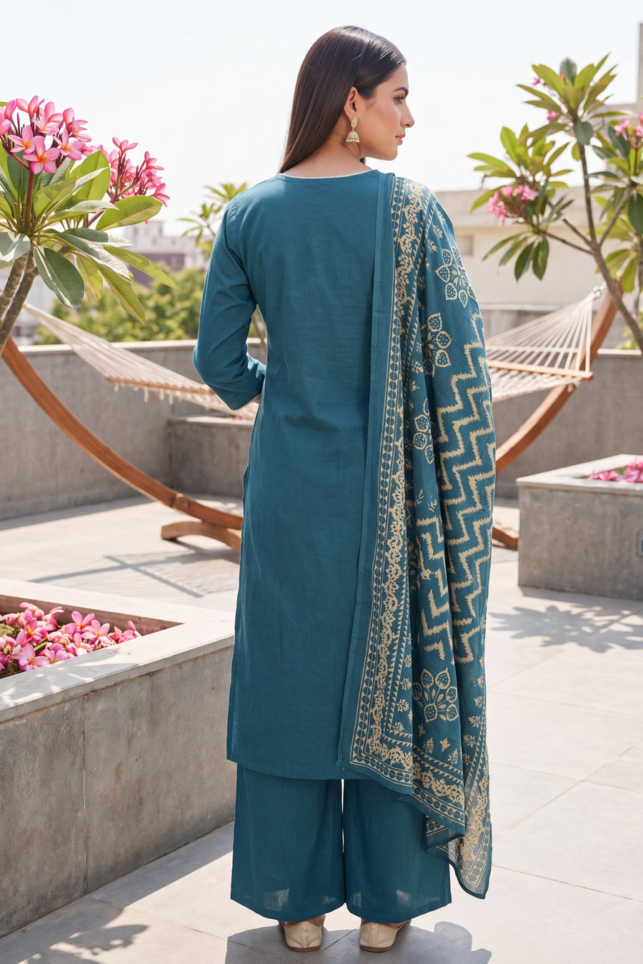 Forge Indigo Cotton Dupatta Set — image 9