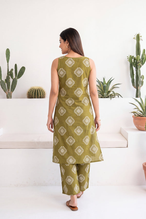 Verdant Ease Sleeveless Cotton Co-ord Set