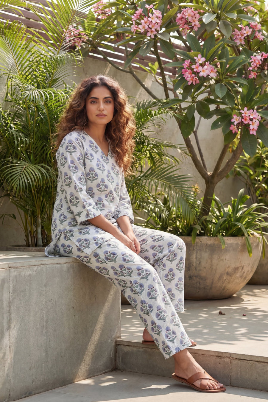 Minimalist Flora White Cotton Co-ord Set — image 4