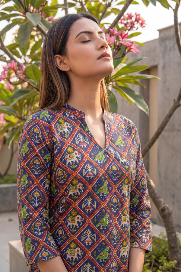 Cobalt Geometric Buti Cotton Co-ord Set