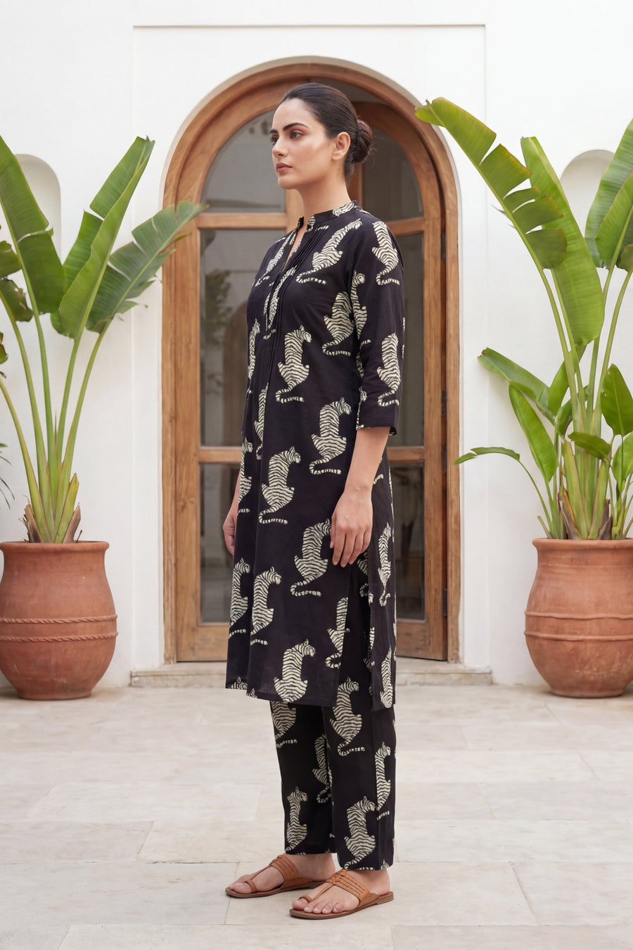Prowling Midnight Tiger Cotton Co-ord Set — image 4