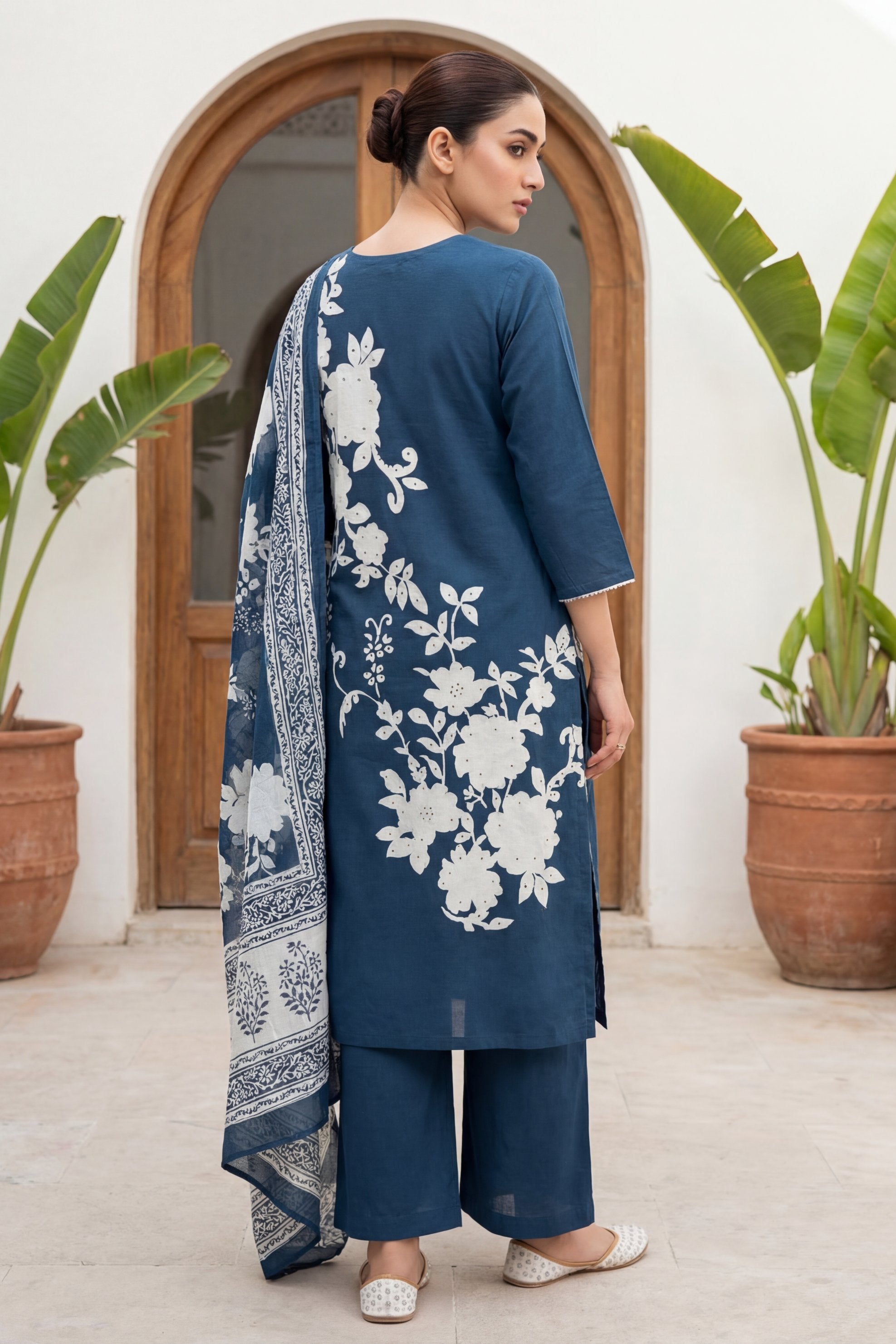 Cerulean Garden Pearl Floral Cotton Dupatta Set | Me&My
